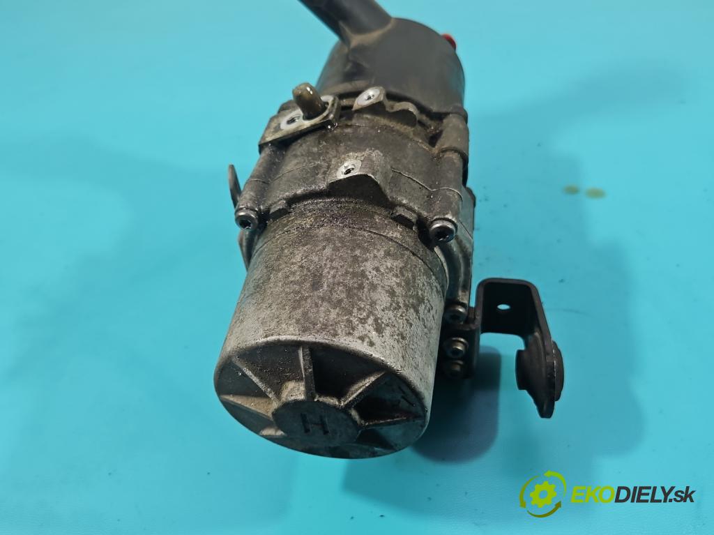 Citroen C4 II 2010-2017 1.6 hdi 111KM manual 82 kW 1560 cm3 5- čerpadlo posilovač 9676740380 (Servočerpadlo)