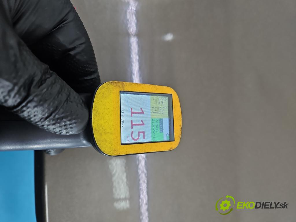 Toyota Corolla E21 2019- 1.5 12V 125 HP automatic 92 kW 1490 cm3 4- zadna kufor  (Kapota zadná (kufor))