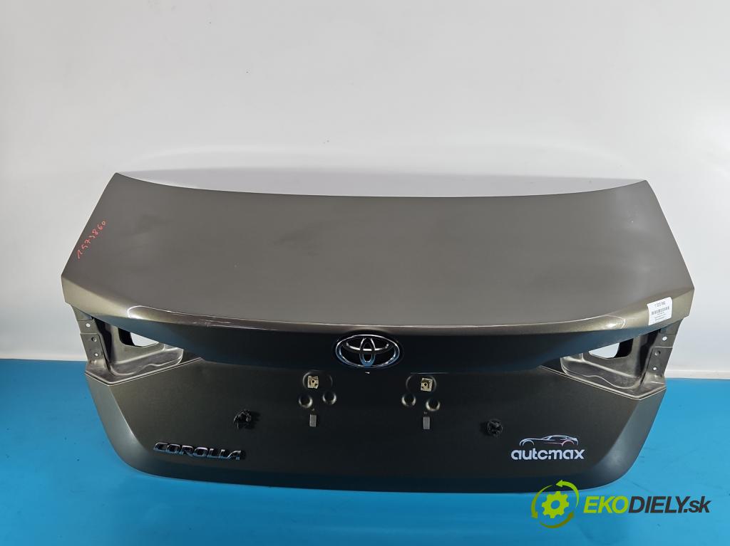 Toyota Corolla E21 2019- 1.5 12V 125 HP automatic 92 kW 1490 cm3 4- zadna kufor  (Kapota zadná (kufor))