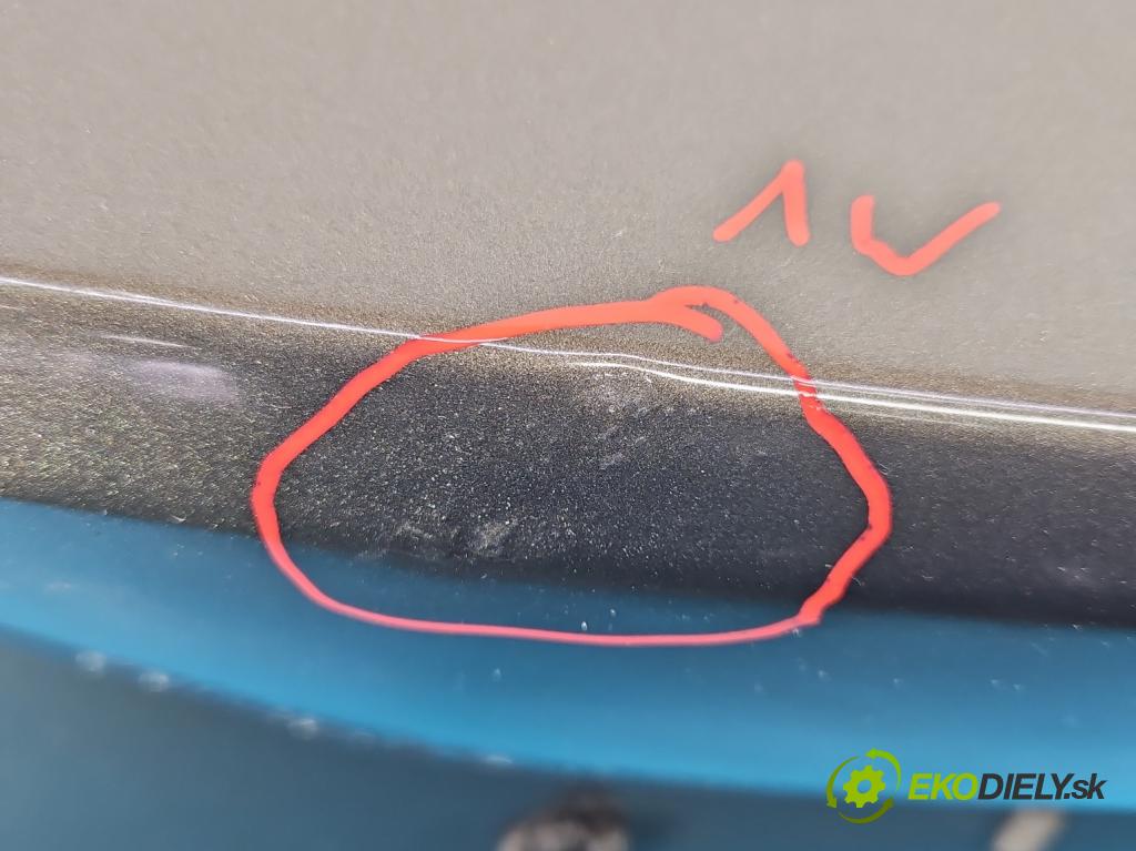 Toyota Corolla E21 2019- 1.5 12V 125 HP automatic 92 kW 1490 cm3 4- zadna kufor  (Kapota zadná (kufor))