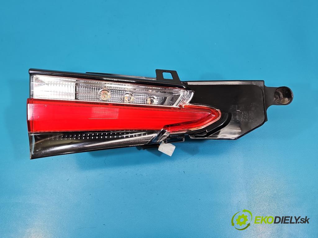 Lexus NX I 2014-2021 2.5 16V 155 HP automatic 114 kW 2494 cm3 5- svetlo / reflektor zadné ľavé  (Kľučka dverí ostatné)