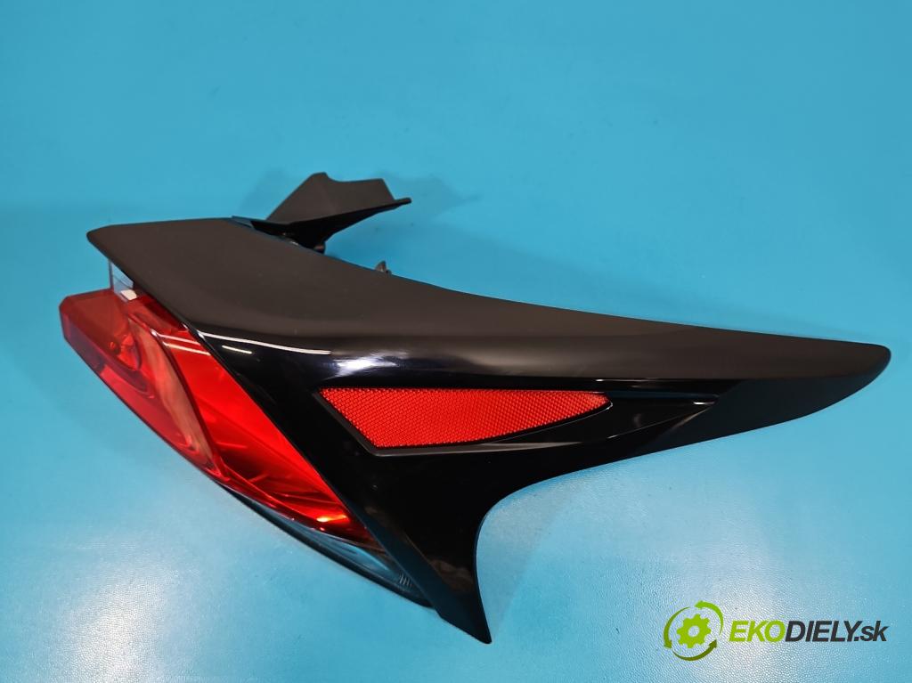 Lexus NX I 2014-2021 2.5 16V 155 HP automatic 114 kW 2494 cm3 5- svetlo / reflektor zadné pravé  (Kľučka dverí ostatné)