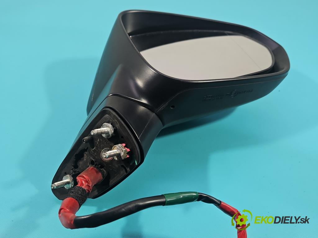 Lexus NX I 2014-2021 2.5 16V 155 HP automatic 114 kW 2494 cm3 5- zrkadlo pravé  (Kľučka dverí ostatné)