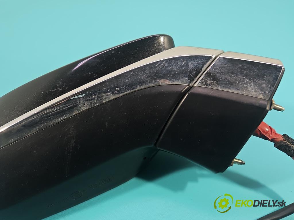 Lexus NX I 2014-2021 2.5 16V 155 HP automatic 114 kW 2494 cm3 5- zrkadlo pravé  (Kľučka dverí ostatné)