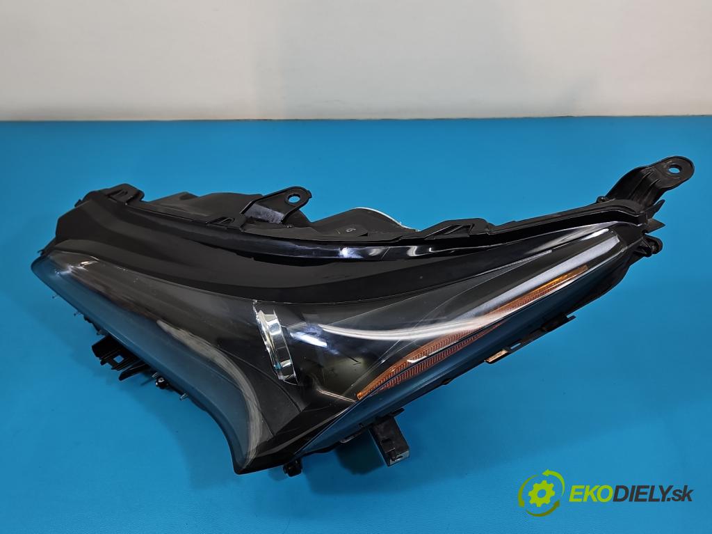 Lexus NX I 2014-2021 2.5 16V 155 HP automatic 114 kW 2494 cm3 5- Reflektor: ľavý  (Kľučka dverí ostatné)