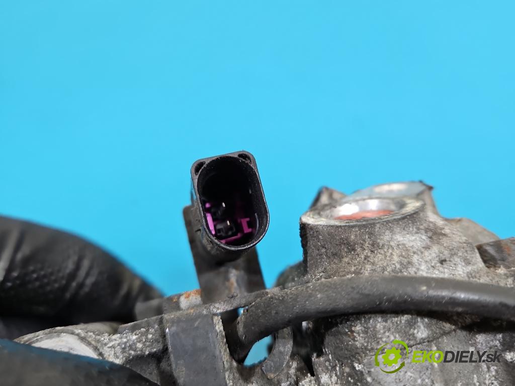 Audi A5 8T 2007-2016 3.0 tdi 239KM automatic 176 kW 2967 cm3 5- Kompresor: klimatizácie 8K0260805J (Kompresor klimatizácie)