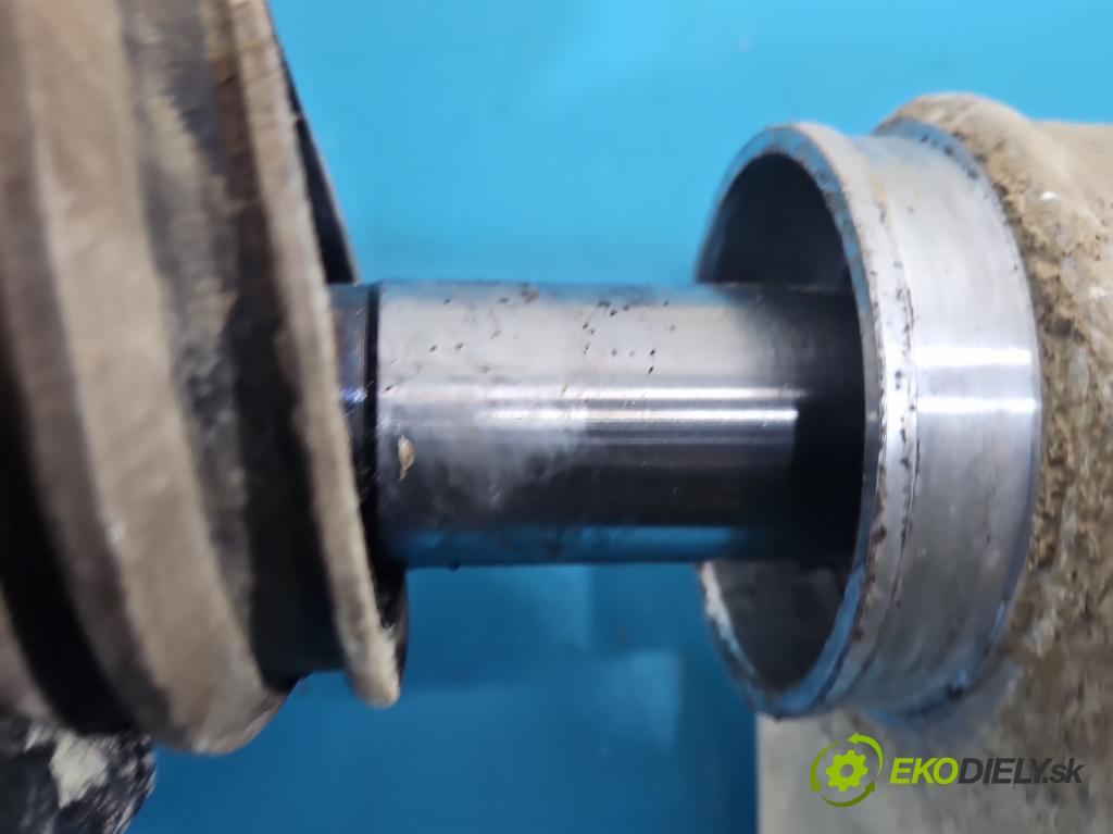 Vw Transporter T4 1990-2003 2.5 tdi 102 HP manual 75 kW 2461 cm3 5- Ozubené kolo: volant