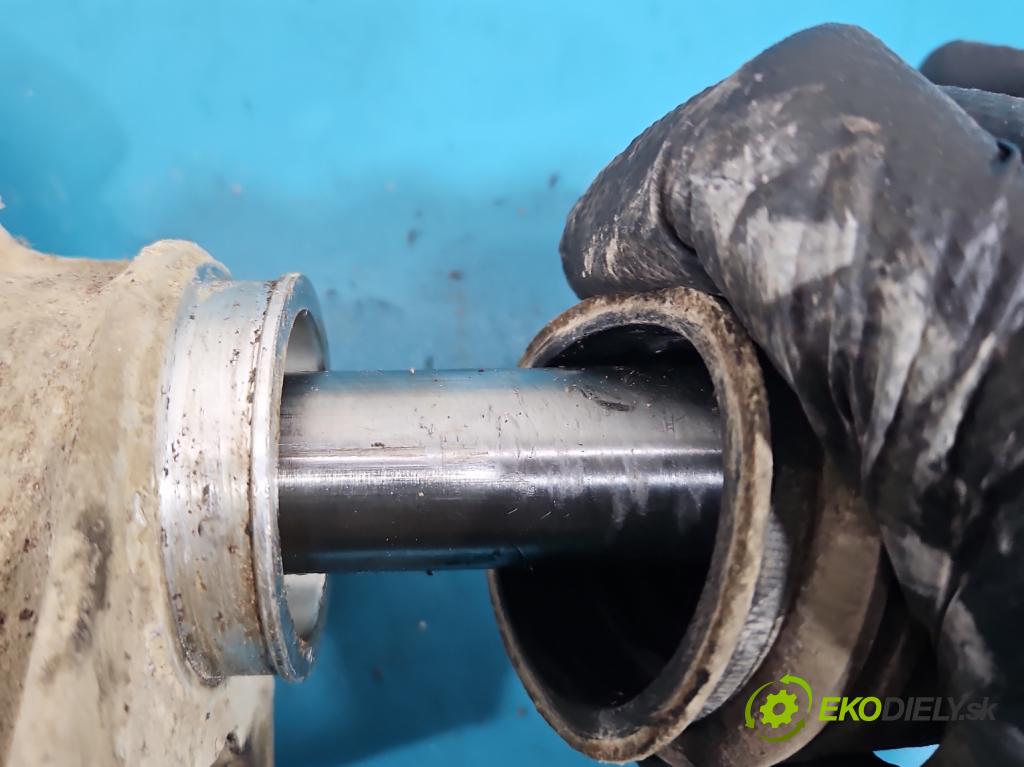 Vw Transporter T4 1990-2003 2.5 tdi 102 HP manual 75 kW 2461 cm3 5- Ozubené kolo: volant