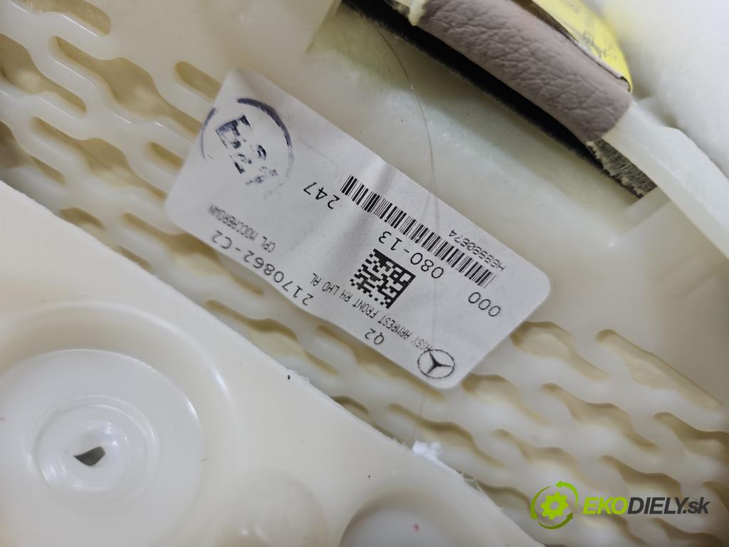 Mercedes GL II X166 2012-2015 4.7 V8 278928 340KM: automatic 250 kW 4663 cm3 5- Čalounictví: dvere predné pravé