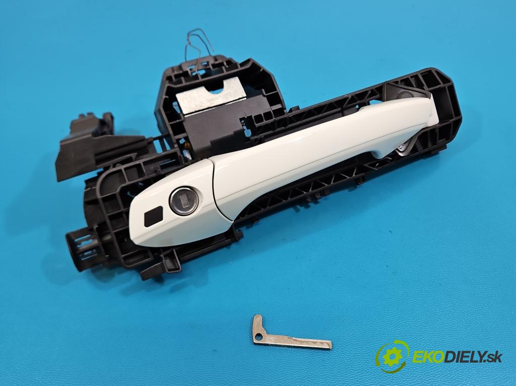 Mercedes GL II X166 2012-2015 4.7 V8 278928 340KM automatic 250 kW 4663 cm3 5- klika přední levé A2047601534 (Vnější přední levá klika dveří)