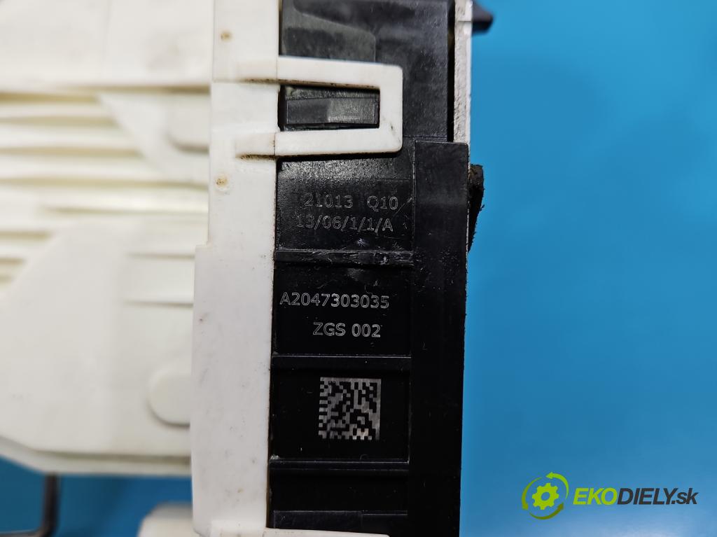 Mercedes GL II X166 2012-2015 4.7 V8 278928 340KM: automatic 250 kW 4663 cm3 5- zámok zadné pravý A2047303035