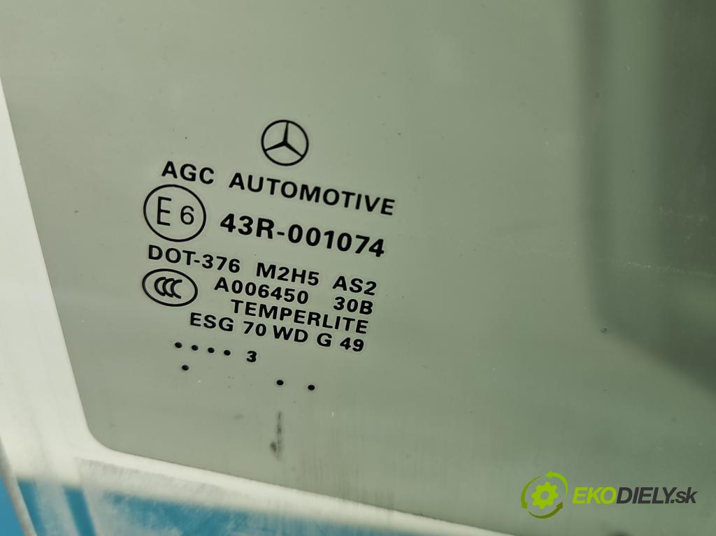 Mercedes GL II X166 2012-2015 4.7 V8 278928 340KM: automatic 250 kW 4663 cm3 5- sklo dvere predné pravé