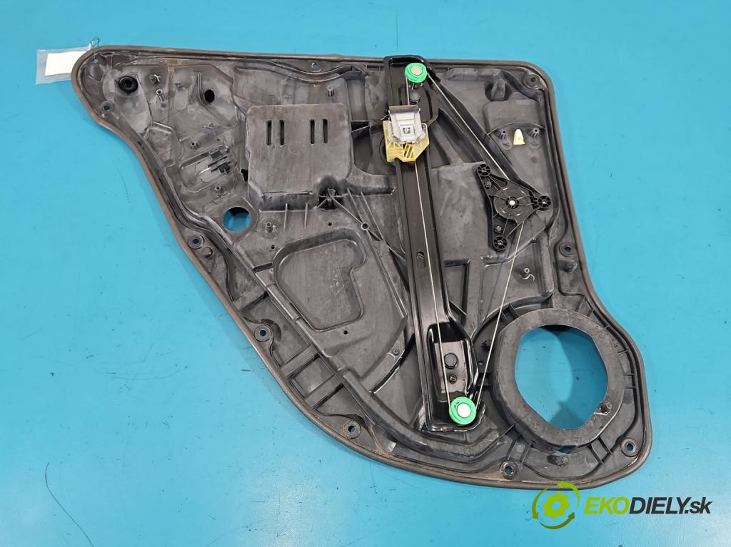 Mercedes GL II X166 2012-2015 4.7 V8 278928 340KM: automatic 250 kW 4663 cm3 5- mechanizmus okna zadné pravý A1669060601