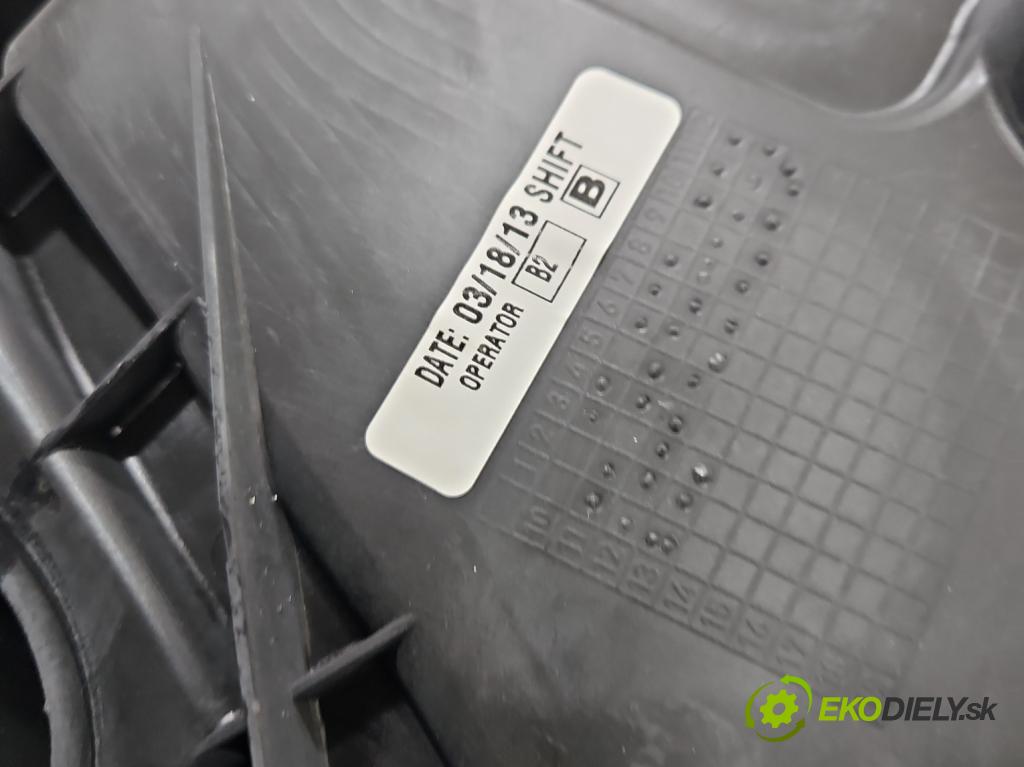 Mercedes GL II X166 2012-2015 4.7 V8 278928 340KM: automatic 250 kW 4663 cm3 5- mechanizmus okna zadné pravý A1669060601