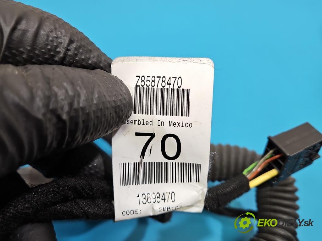 Mercedes GL II X166 2012-2015 4.7 V8 278928 340KM: automatic 250 kW 4663 cm3 5- Zväzok: dvere zadné vľavo: 13898470