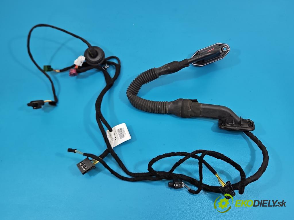 Mercedes GL II X166 2012-2015 4.7 V8 278928 340KM: automatic 250 kW 4663 cm3 5- Zväzok: dvere zadné vľavo: 13898470