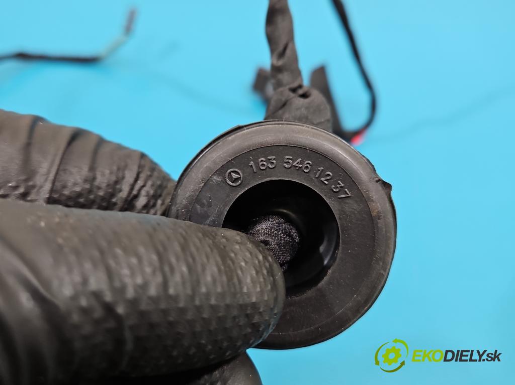 Mercedes GL II X166 2012-2015 4.7 V8 278928 340KM: automatic 250 kW 4663 cm3 5- Zväzok: dvere zadné pravých