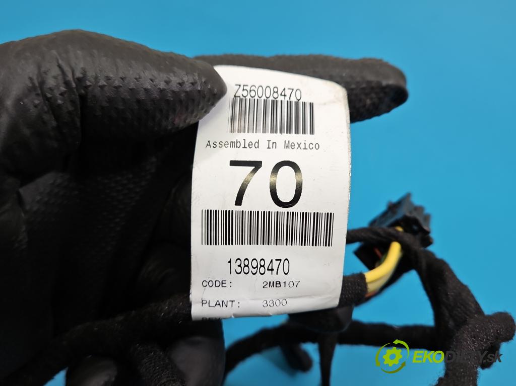 Mercedes GL II X166 2012-2015 4.7 V8 278928 340KM: automatic 250 kW 4663 cm3 5- Zväzok: dvere zadné pravých