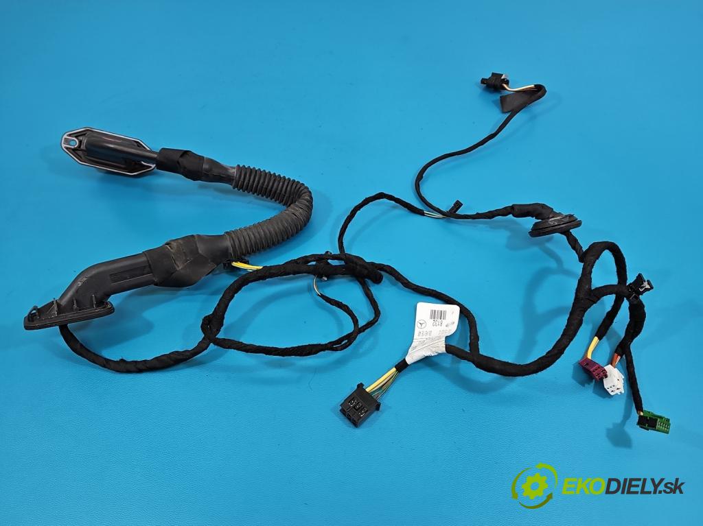 Mercedes GL II X166 2012-2015 4.7 V8 278928 340KM: automatic 250 kW 4663 cm3 5- Zväzok: dvere zadné pravých