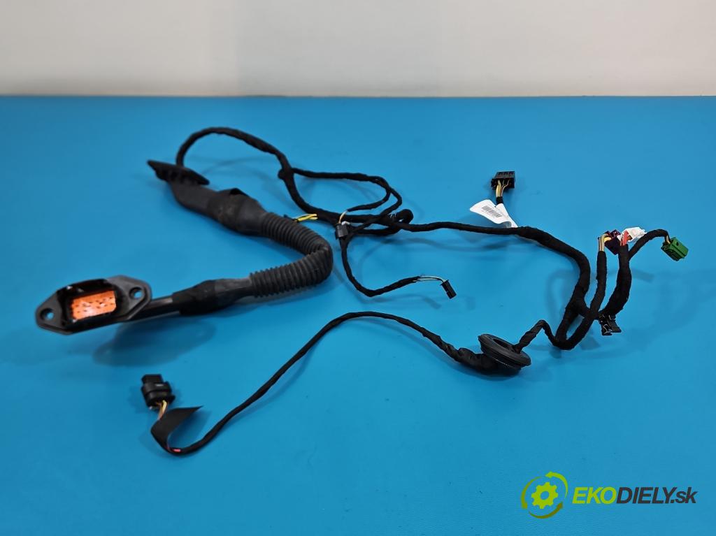 Mercedes GL II X166 2012-2015 4.7 V8 278928 340KM automatic 250 kW 4663 cm3 5- Balíček: dveře zadní pravých 