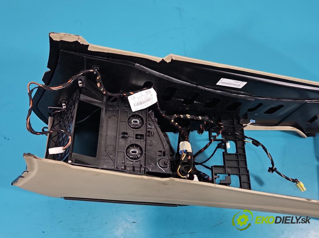 Mercedes GL II X166 2012-2015 4.7 V8 278928 340KM: automatic 250 kW 4663 cm3 5- operadlo A1666800819 (Lakťová opierka)