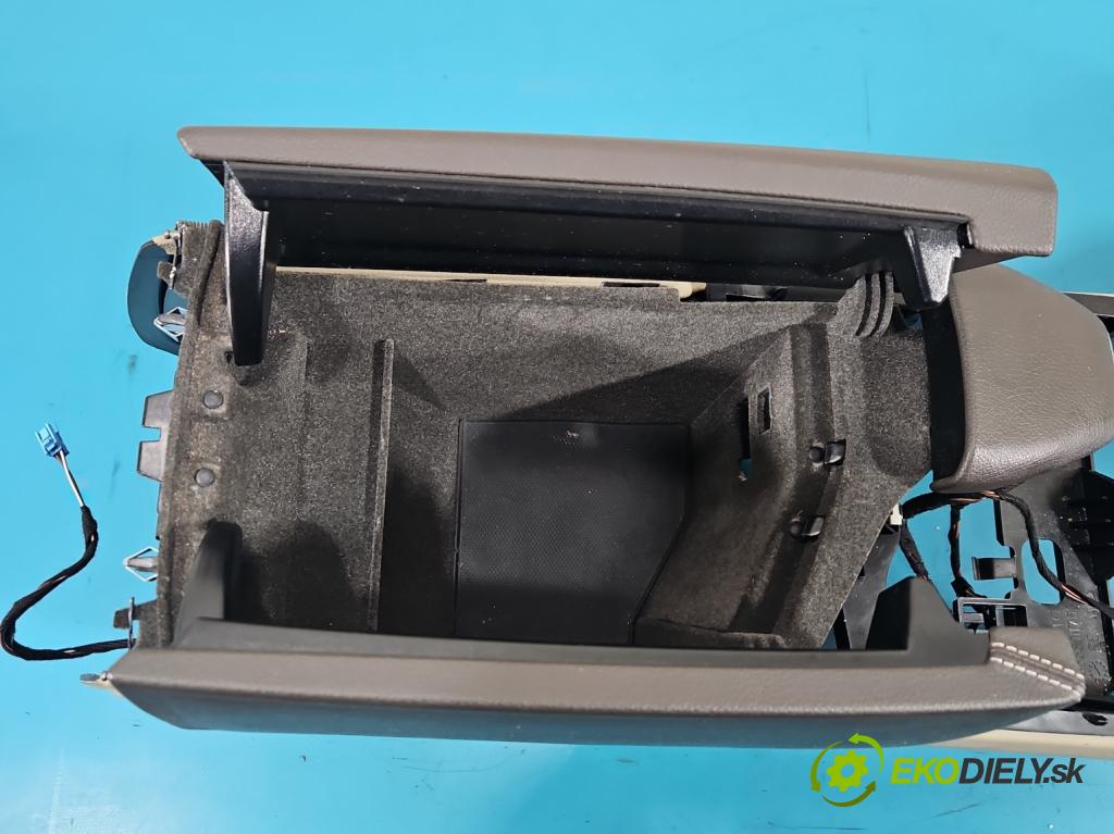 Mercedes GL II X166 2012-2015 4.7 V8 278928 340KM: automatic 250 kW 4663 cm3 5- operadlo A1666800819 (Lakťová opierka)