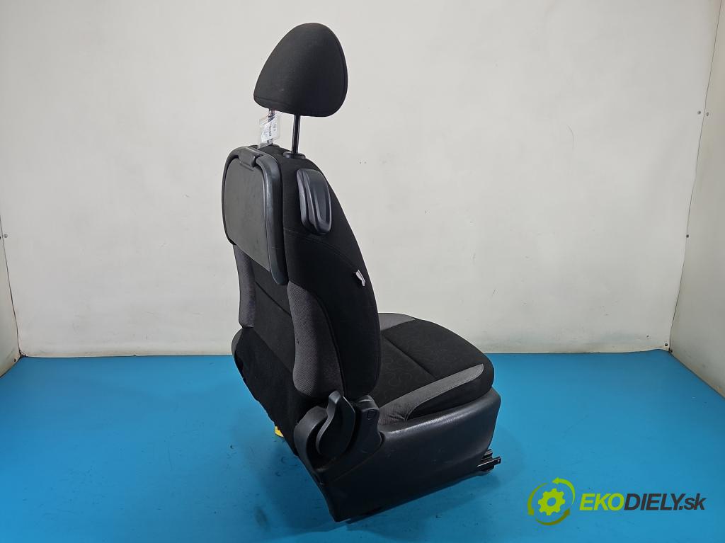 Citroen C3 Picasso 2008-2017 1.6 hdi 109 HP manual 80 kW 1560 cm3 5- Sedačka pravý (Sedadlo)