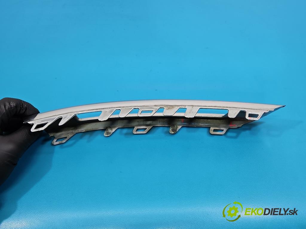 Mercedes GL II X166 2012-2015 4.7 V8 278928 340KM: automatic 250 kW 4663 cm3 5- blenda mriežka: nárazník ľavé A1668845322