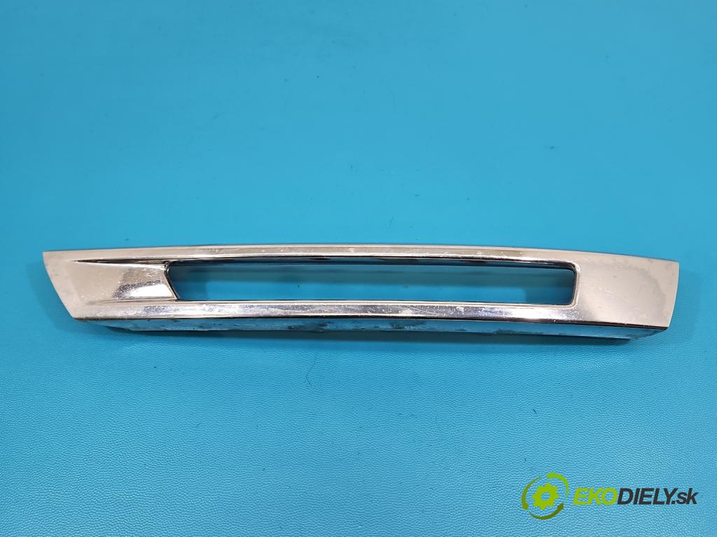 Mercedes GL II X166 2012-2015 4.7 V8 278928 340KM: automatic 250 kW 4663 cm3 5- blenda mriežka: nárazník ľavé A1668845322