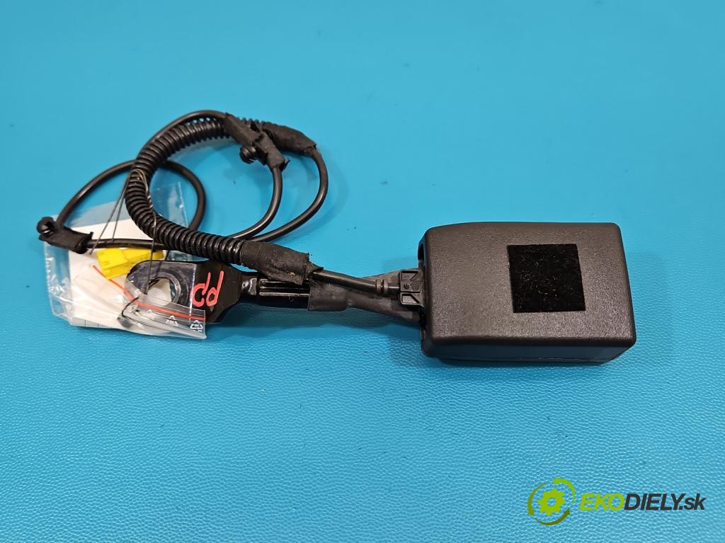 Mercedes GL II X166 2012-2015 4.7 V8 278928 340KM: automatic 250 kW 4663 cm3 5- pas bezpečnosť: predné pravý A1668600169