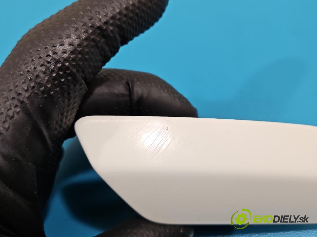 Mercedes GL II X166 2012-2015 4.7 V8 278928 340KM: automatic 250 kW 4663 cm3 5- blenda mriežka: nárazník pravé A1668851622