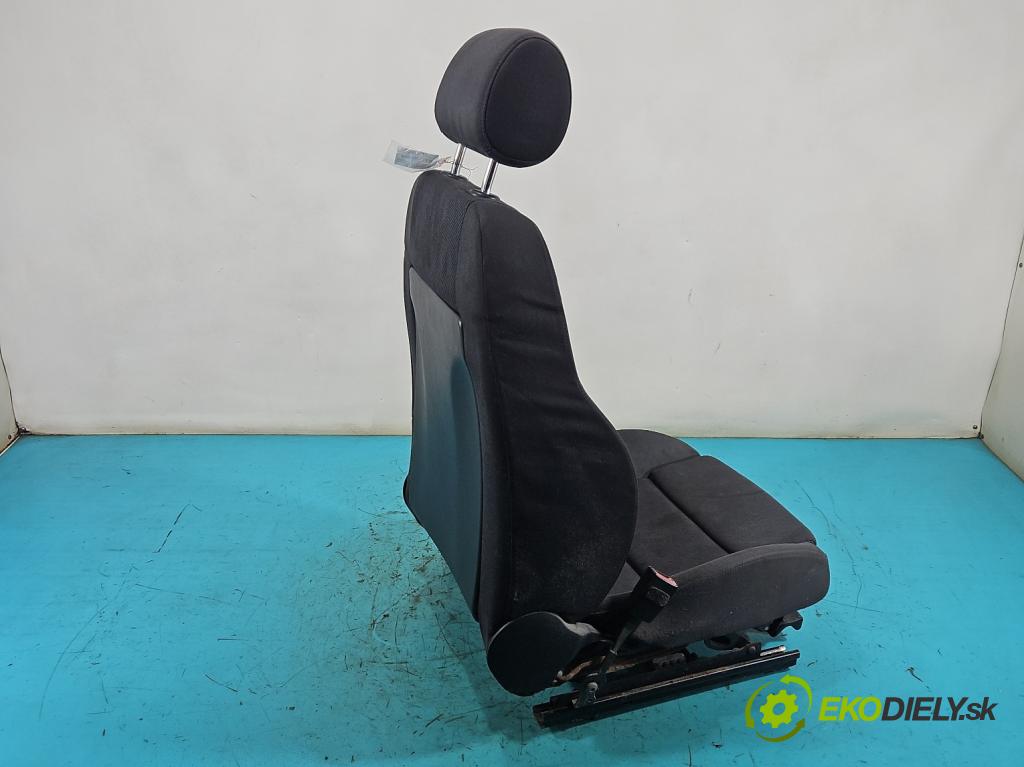 Audi A4 B6 2000-2004 2.5 tdi BFC 163 hp manual 120 kW 2496 cm3 5- Sedadlo levý  (Sedadlo)