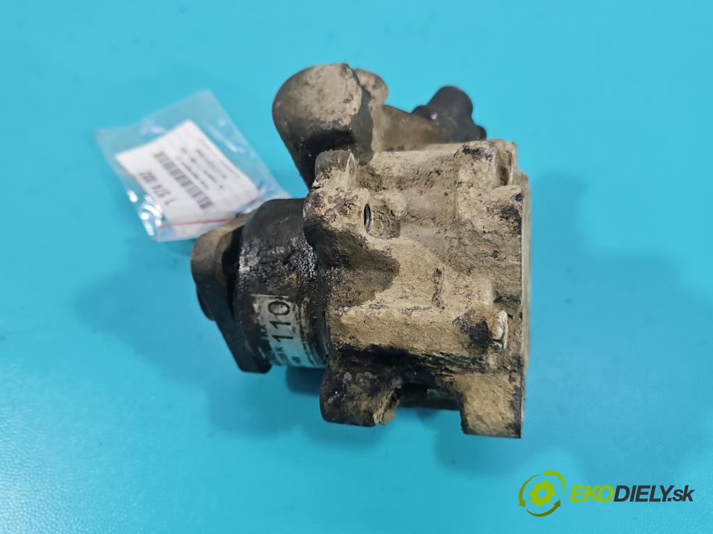 Vw Transporter T4 1990-2003 2.5 tdi 102 HP manual 75 kW 2461 cm3 5- čerpadlo posilovač 8D0145156KX (Servočerpadlo)