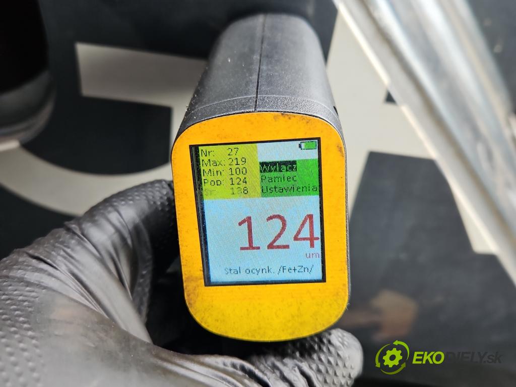 Skoda Octavia III 2013- 1.5 TSI 150 HP manual 110 kW 1498 cm3 5- blatník zadné pravý