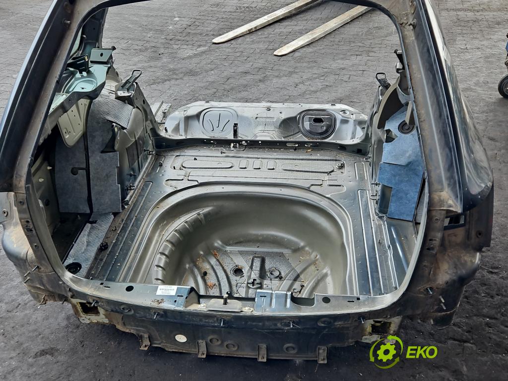 Skoda Octavia III 2013- 1.5 TSI 150 HP manual 110 kW 1498 cm3 5- pas zadní: 