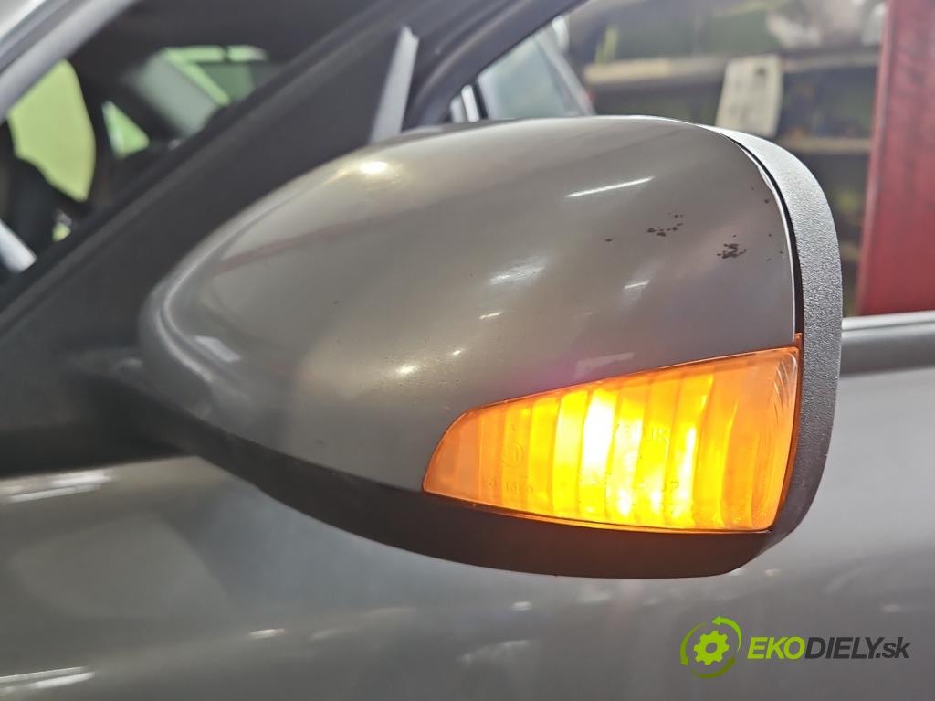 Volvo S40 II 2004-2012 2.0 hdi 136hp manual 100 kW 1997 cm3 4- zpětné zrcátko levé  (Klika dveří ostatní)