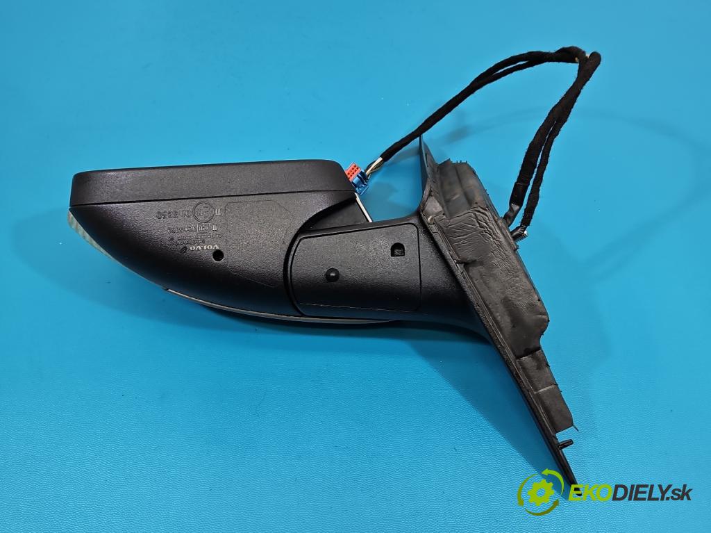 Volvo S40 II 2004-2012 2.0 hdi 136 HP manual 100 kW 1997 cm3 4- zrkadlo ľavé  (Kľučka dverí ostatné)