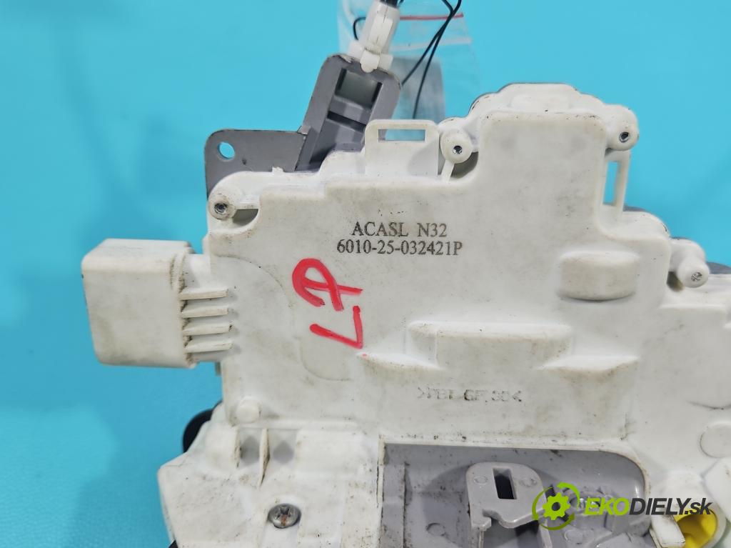 Audi A4 B8 2007-2015 1.8 TFSI 160 HP manual 118 kW 1798 cm3 5- zámok predné ľavý