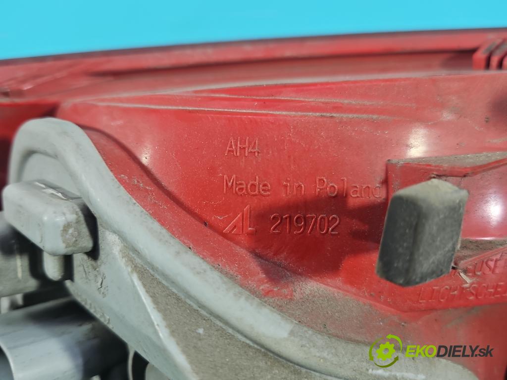 Audi A4 B8 2007-2015 1.8 TFSI 160 HP manual 118 kW 1798 cm3 5- svetlo / reflektor zadné pravé 219702 (Kľučka dverí ostatné)