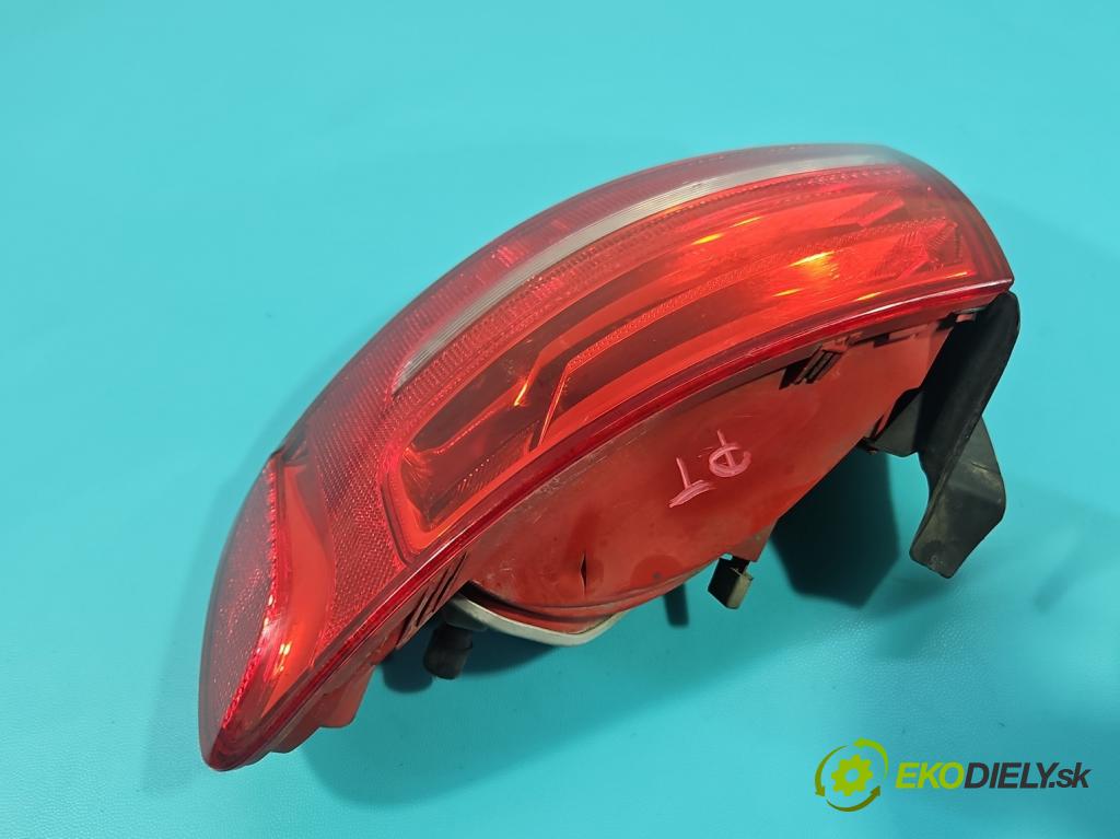 Audi A4 B8 2007-2015 1.8 TFSI 160 HP manual 118 kW 1798 cm3 5- svetlo / reflektor zadné pravé 219702 (Kľučka dverí ostatné)