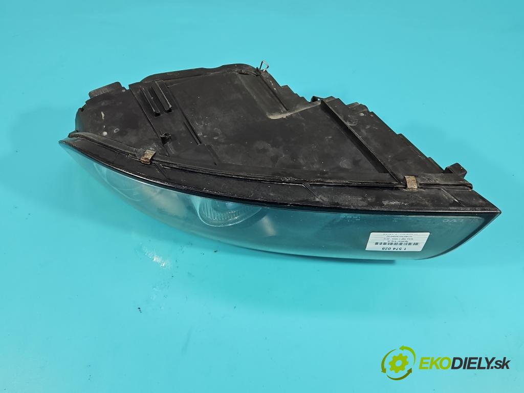 Volvo S40 II 2004-2012 2.0 hdi 136 HP manual 100 kW 1997 cm3 4- Reflektor: ľavý 30698801 (Kľučka dverí ostatné)