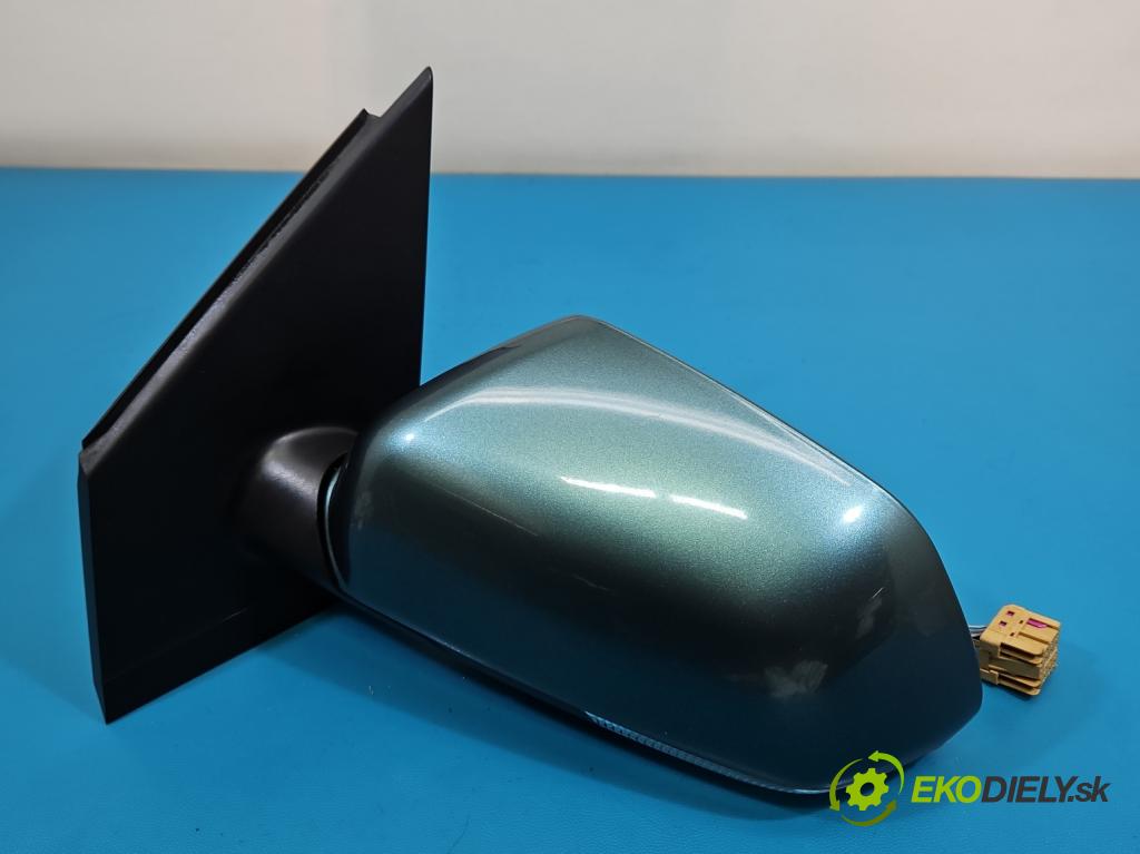 Vw Polo IV 9N 2001-2009 1.4 16V 80 HP manual 59 kW 1390 cm3 5- zrkadlo ľavé  (Kľučka dverí ostatné)