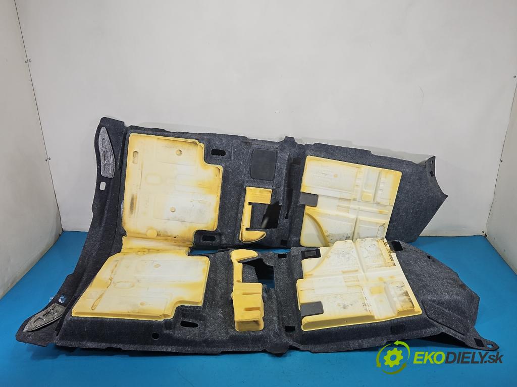 Kia Optima IV 2015-2020 1.6 T-GDI: 180 HP automatic 132.4 kW 1591 cm3 4- koberec do auta ostatné