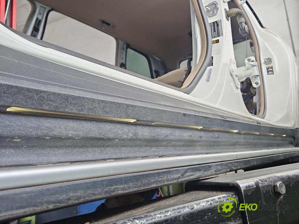 Mercedes GL II X166 2012-2015 4.7 V8 278928 340KM automatic 250 kW 4663 cm3 5- lišta práh: levé A1666980025 (Prahová lišta)