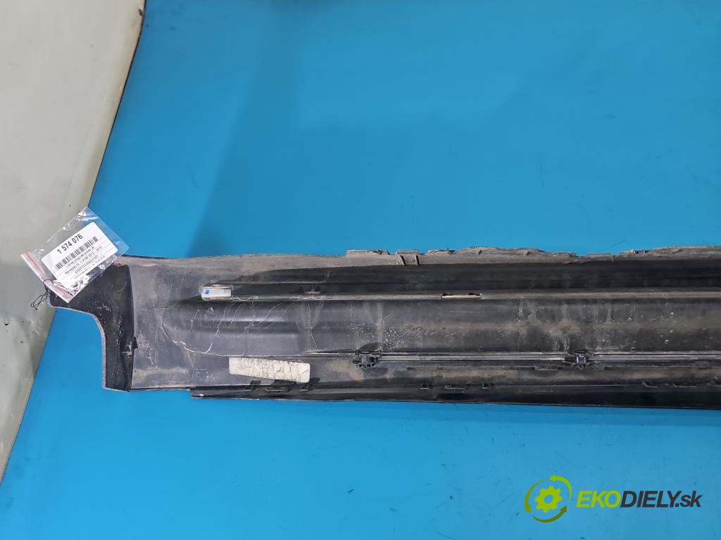 Mercedes GL II X166 2012-2015 4.7 V8 278928 340KM: automatic 250 kW 4663 cm3 5- lišta práh: pravé A1666980525 (Lišta prahová)