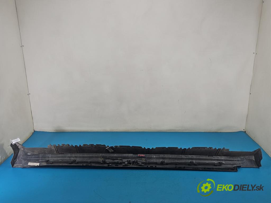 Mercedes GL II X166 2012-2015 4.7 V8 278928 340KM: automatic 250 kW 4663 cm3 5- lišta práh: pravé A1666980525 (Lišta prahová)