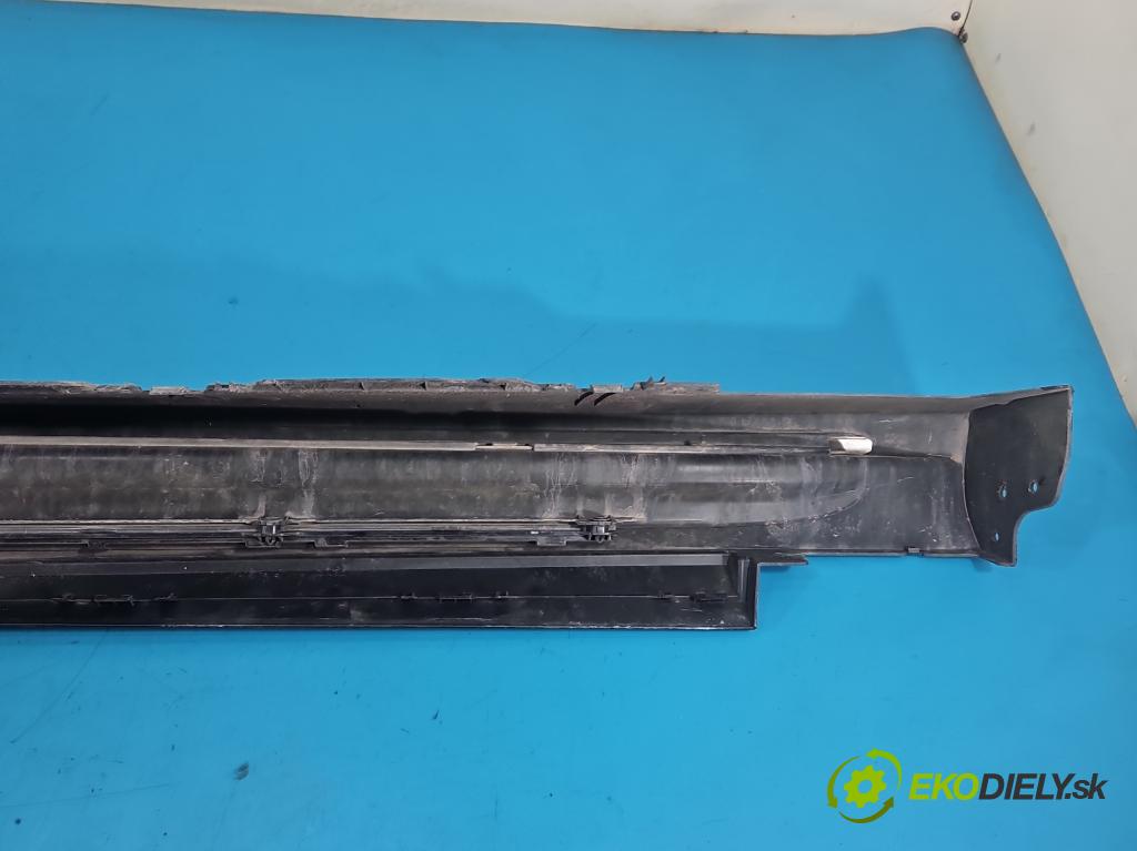 Mercedes GL II X166 2012-2015 4.7 V8 278928 340KM: automatic 250 kW 4663 cm3 5- lišta práh: pravé A1666980525 (Lišta prahová)