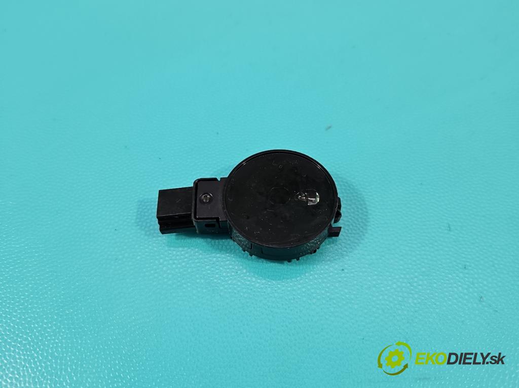 Kia Optima IV 2015-2020 1.6 T-GDI 180 hp automatic 132.4 kW 1591 cm3 4- snímač déšť: 96000-C1000 (Snímač deště)