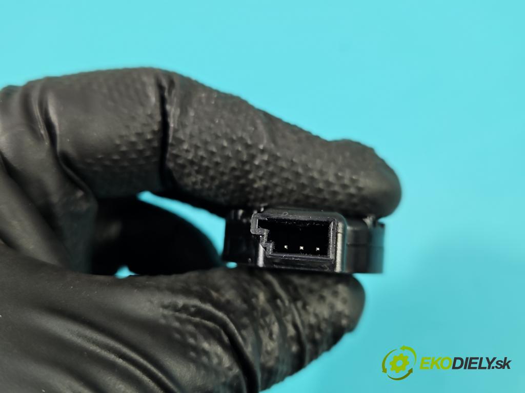 Kia Optima IV 2015-2020 1.6 T-GDI 180 hp automatic 132.4 kW 1591 cm3 4- snímač déšť: 96000-C1000 (Snímač deště)