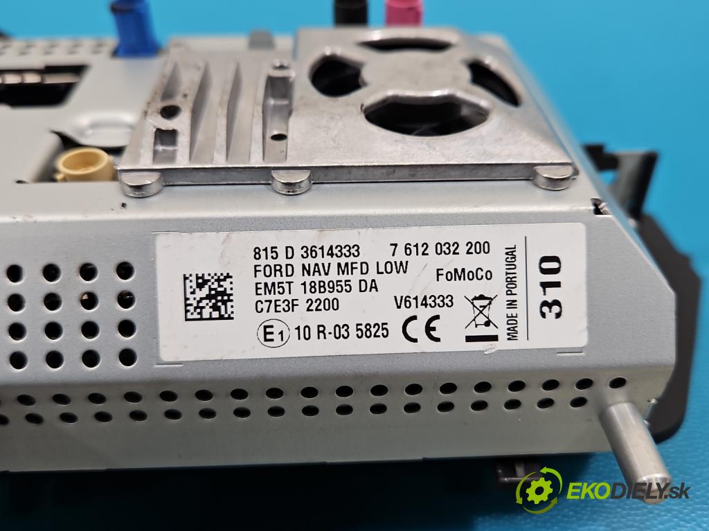 Ford C-Max II 2010-2019 1.0 EcoBoost: 125 HP manual 92 kW 998 cm3 5- Zobrazit: 7612032200 (Prístrojová doska)